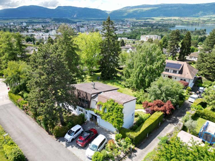 VILLA INDIPENDENTE CON MONOLOCALE INDIPENDENTE