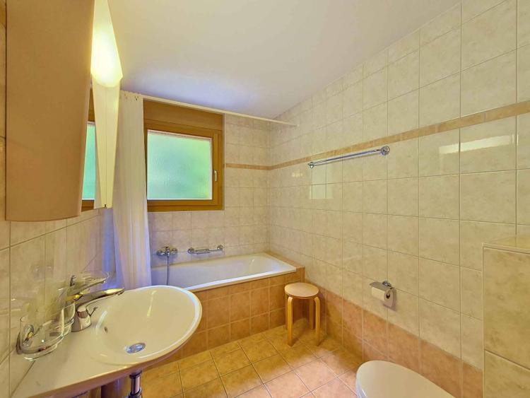0HpHG_kaban-bien-6692615-6ace7c4b67d06112120016.jpg