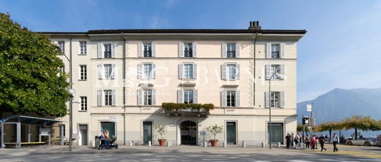 Lugano Centro: Uffici con vista lago in palazzo storico