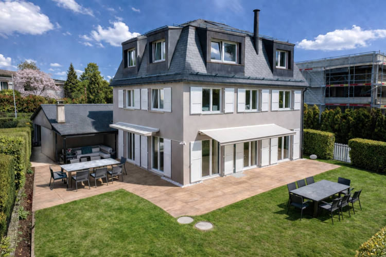 Villa indipendente con 6,5 locali in una zona tranquilla