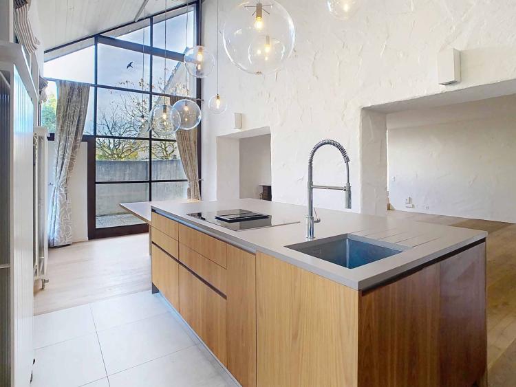 EXCLUSIVE - Beautiful charming apartment in Troinex