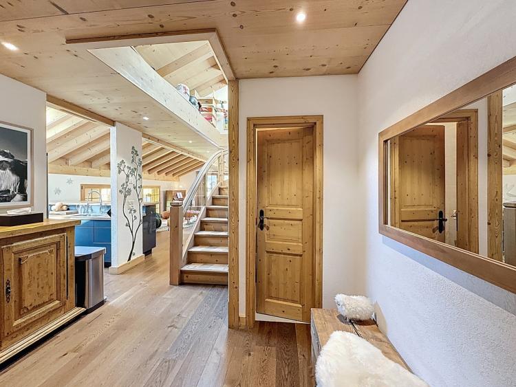 Alla periferia di Gstaad - Appartamento eccezionale in uno chalet moderno