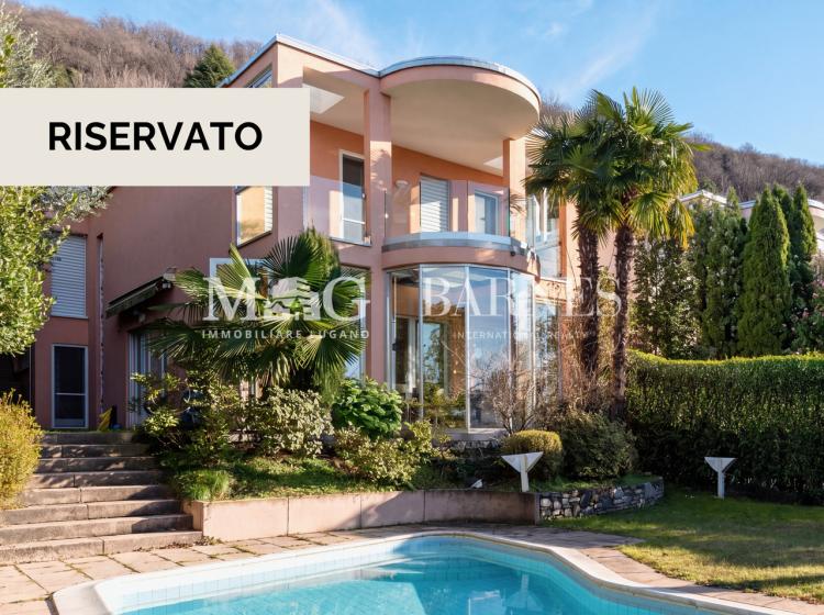 Montagnola, Collina d'Oro: Villa con piscina e vista lago