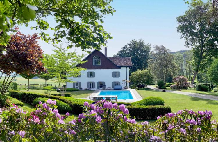 Propriété grandeur nature