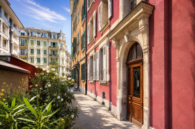 OCCASIONE RARA SUL MERCATO Appartamento d'epoca - centro città