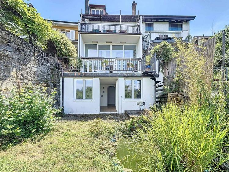 3.5 room triplex with terraces and independent studio