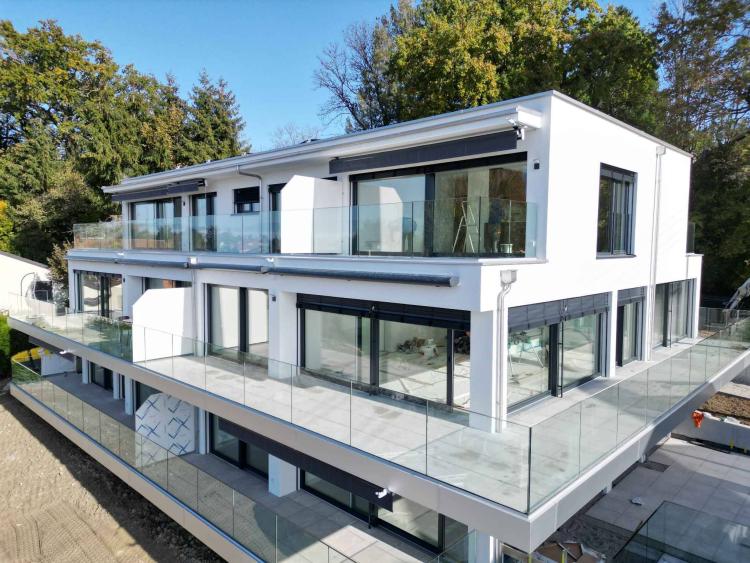 Appartamento MINERGIE con vista lago 