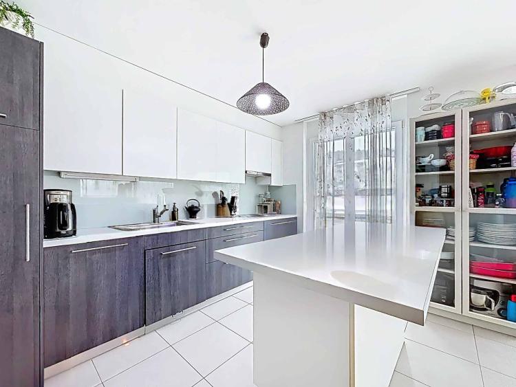 Appartamento di 4,5 locali in un condominio di recente costruzione – Disponibile da ottobre! 