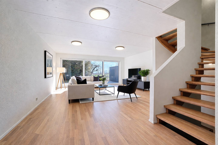 Casa bifamiliare a Échichens – Un’oasi di pace alle porte di Morges