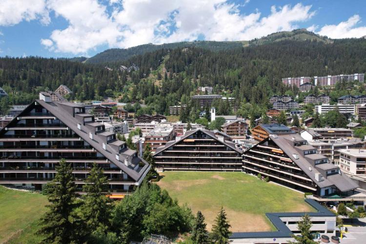 Raro - APPARTAMENTO DI 2,5 LOCALI NEL CUORE DELLA CITTÀ, COMPLETAMENTE RISTRUTTURATO NEL 2026