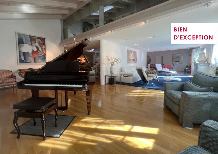 Exquisite Luxury Penthouse Residence