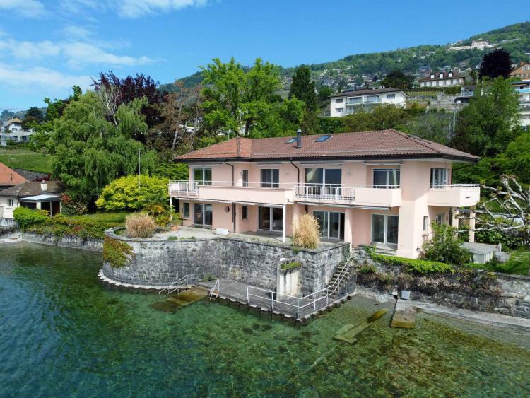 Raro ! Proprietà sul lungomare a Corseaux 