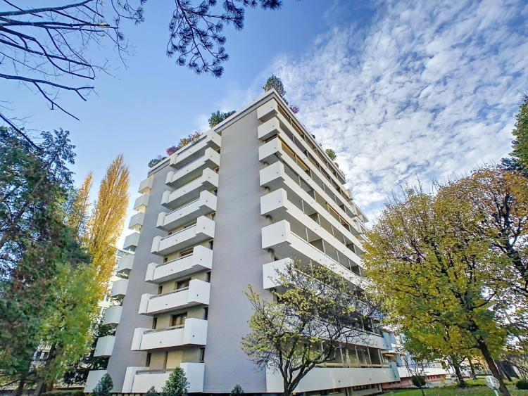 Spazioso appartamento di 4 locali in una residenza di lusso