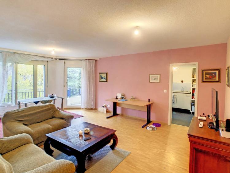 ESCLUSIVO! Graziose 5 camere in assoluta tranquillità