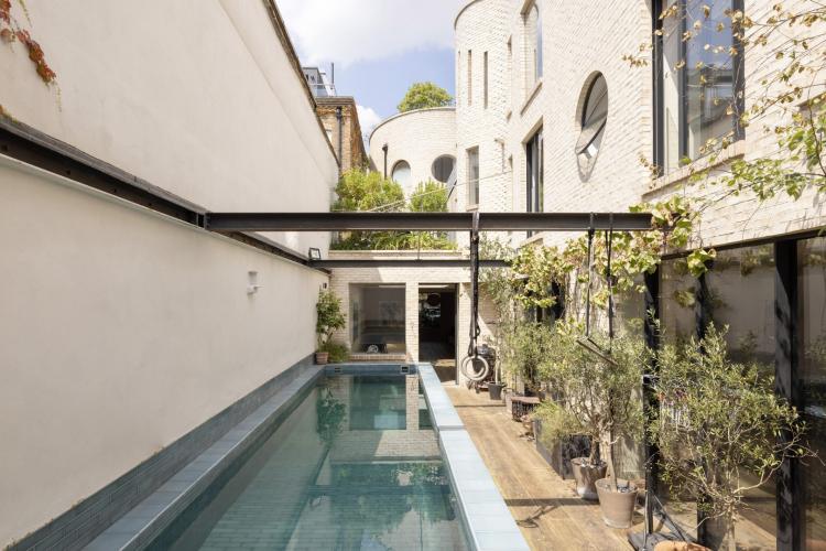 Blythe Road, Brook Green