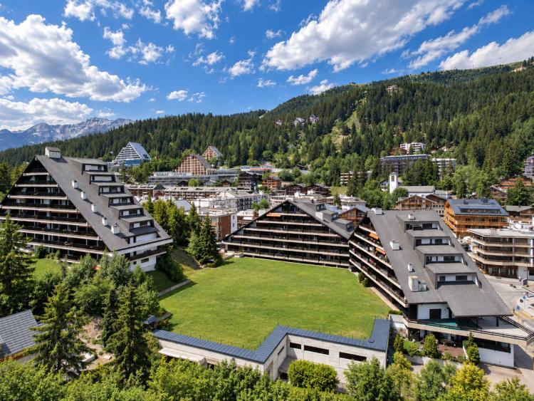 Raro - APPARTAMENTO DI 2,5 LOCALI NEL CUORE DELLA CITTÀ, COMPLETAMENTE RISTRUTTURATO NEL 2026