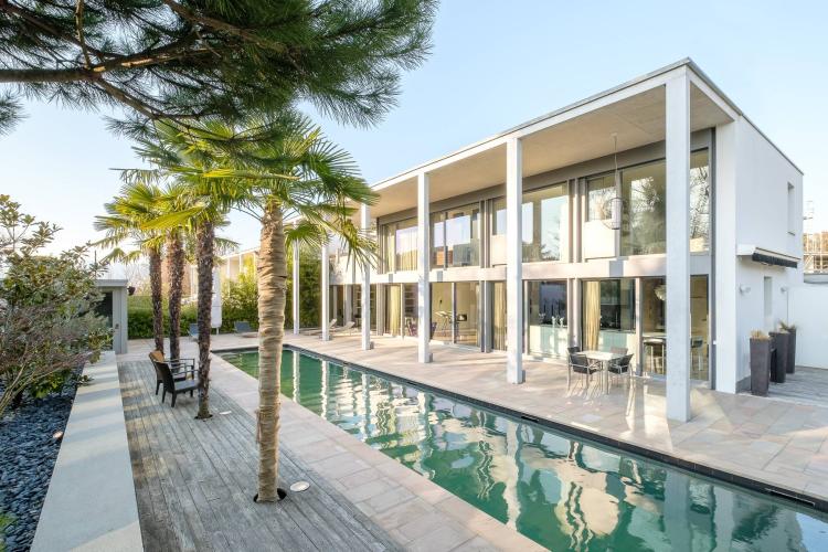 Splendida villa contemporanea