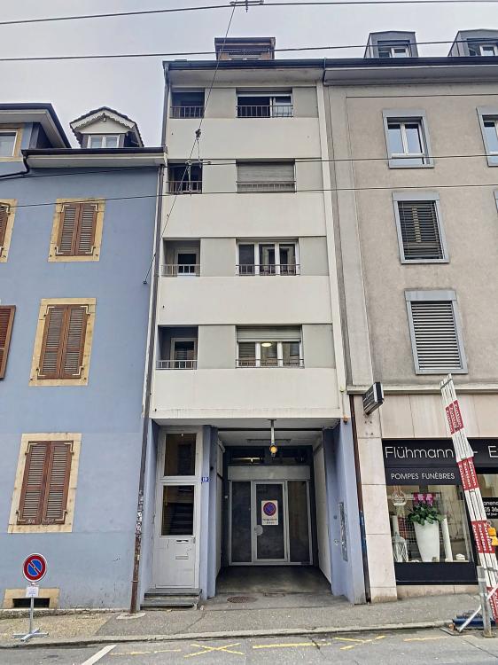 Palazzina di reddito con 10 appartamenti in centro città