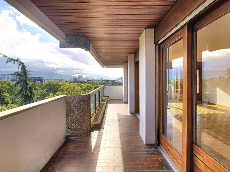 Esclusivamente! Appartamento di 4 locali al piano alto