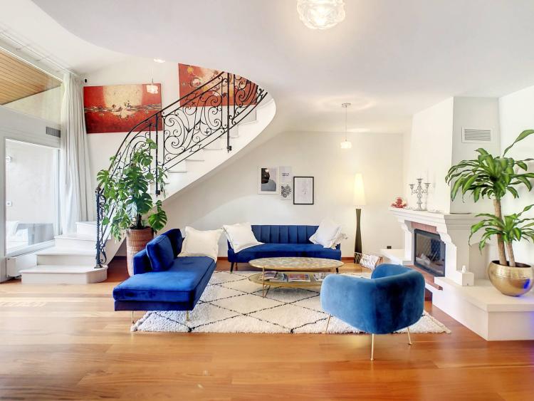 Bellissimo attico duplex completamente ristrutturato