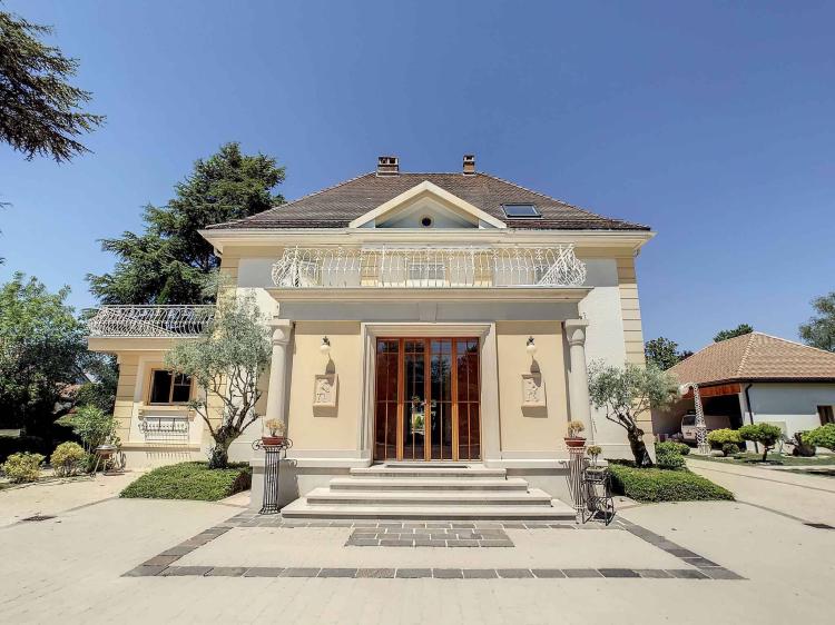 Sublime Master Property