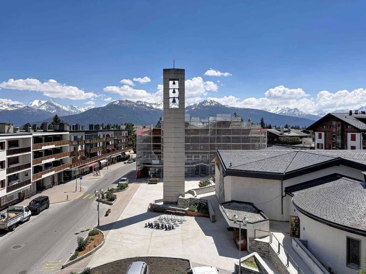 Posizione eccezionale nel cuore di Crans con vista panoramica