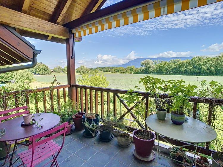 ESCLUSIVO - Grazioso duplex di 5 locali nel cuore del paese