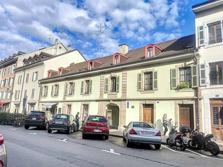 En exclusivité :  Appartement de 4.5 pièces au cœur du Vieux-Carouge