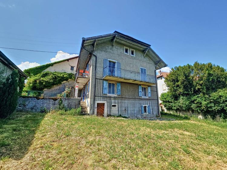 Opportunità di investimento: Casa di paese da ristrutturare con potenziale di sviluppo