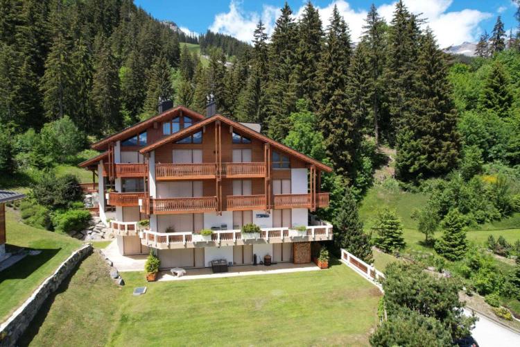 ESCLUSIVO – AFFASCINANTE APPARTAMENTO DI 4,5 LOCALI A POCHI PASSI DALLA FUNIVIA