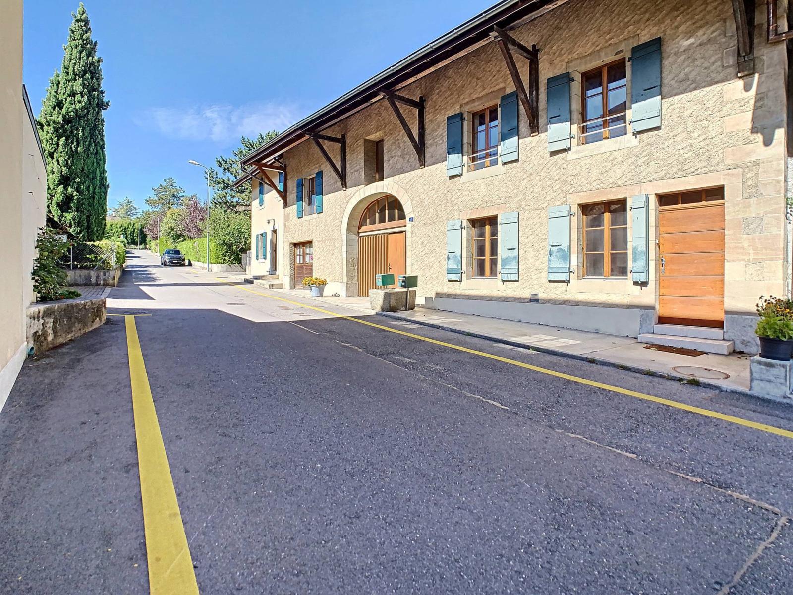 Incantevole casa di paese con due appartamenti