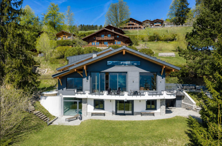 La prestigiosa costellazione di chalet