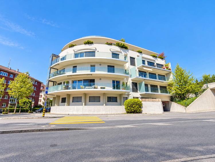 Appartamento di 3,5 locali di 98 m2 vicino a tutti i servizi. 