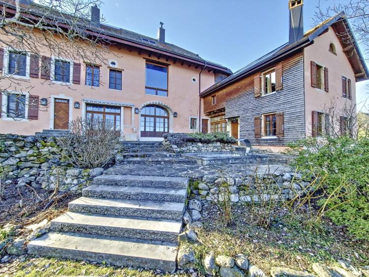 Magnifica residenza ottocentesca ristrutturata.