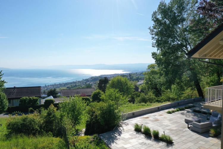 Immobile d'architetto completamente ristrutturato